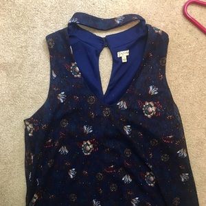 Women’s blouse tank